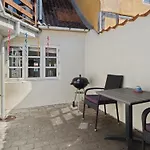 Marilena - 300m From The Sea By Interhome